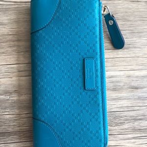 Gucci long wallet